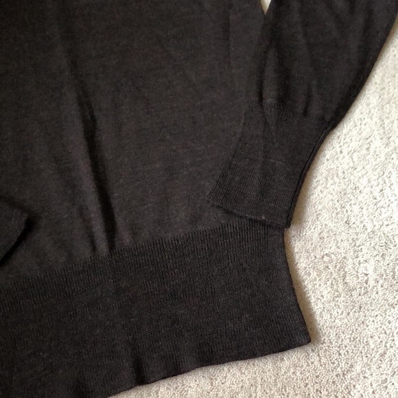 Ellen Tracy sweater! - Picture 4 of 6